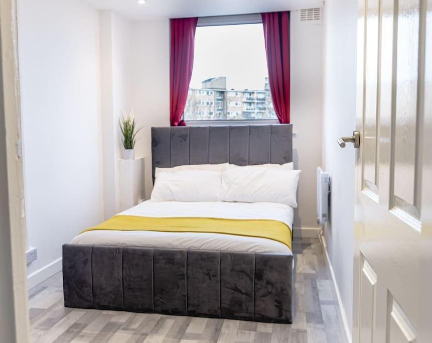 伦敦2 Bed With Free Parking公寓 外观 照片